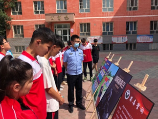 石河子中山学校会同兵团石河子强制戒毒隔离所联合开展禁毒宣传教育系列活动